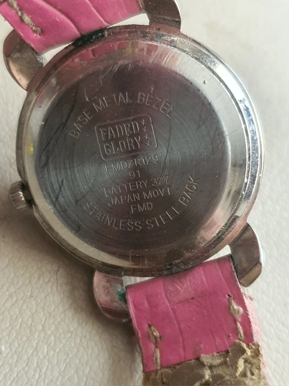 🦋10/$20🦋 Faded Glory Silver/White /Pink Leather Women's Watch